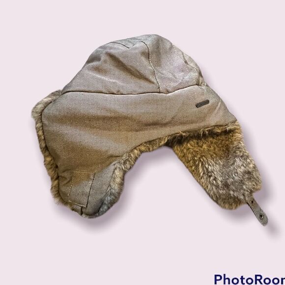 Calvin Klein Gray fur Baklava - Picture 2 of 5